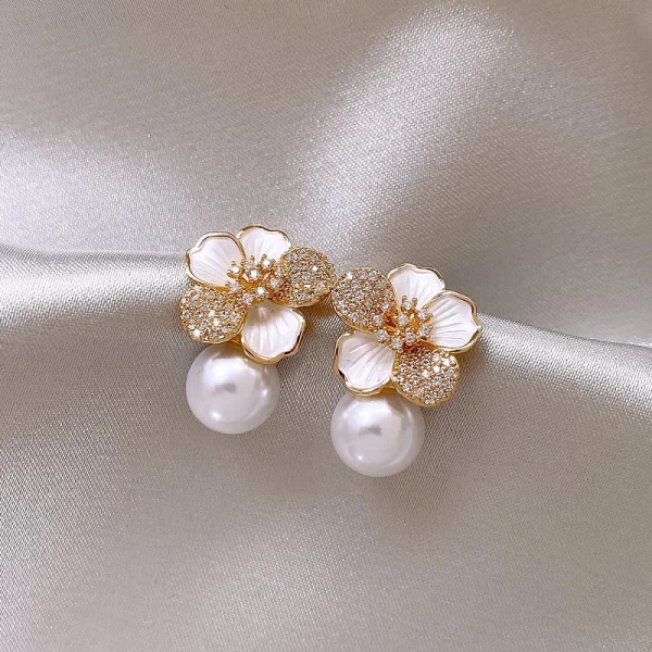 Luxury Light Plant Micro Zircon Enamel Copper Alloy Camellia Pearl Pendant Earrings - Image 6