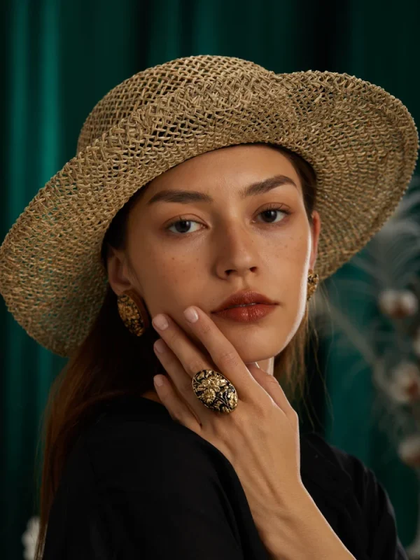 Luxury Plant Copper 18K Gold-Plated Hand-Carved Floral Enamel Pendant Cocktail Ring - Image 4
