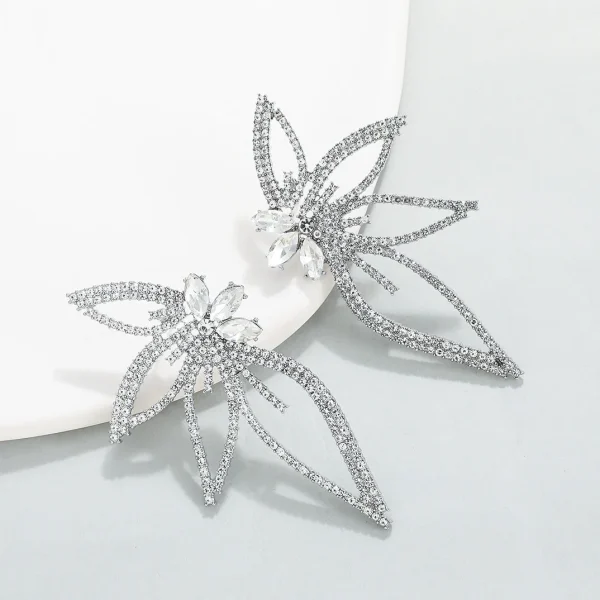 Luxury Push-back with Full Rhinestones Inlaid Maple Leaf Shape Stud Big Earrings - Image 4