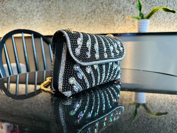 Luxury Striped Pearl Designer Beading Rhinestone Shiny Party Clutch Purses Bags - Image 13