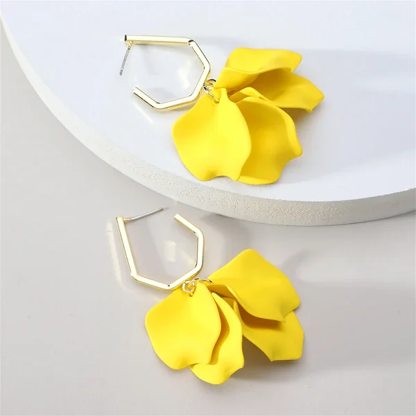 Luxury Trendy Design Wedding Party Acrylic Rose Petals Flower Dangle Earrings - Image 4