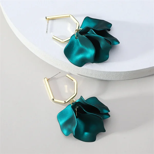 Luxury Trendy Design Wedding Party Acrylic Rose Petals Flower Dangle Earrings - Image 3