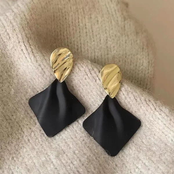 Retro Fold Rhombus Dangle Trendy Geometry Metal Wave Water Droplet Drop Earrings - Image 4