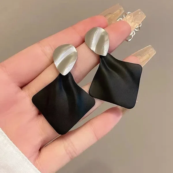 Retro Fold Rhombus Dangle Trendy Geometry Metal Wave Water Droplet Drop Earrings - Image 2