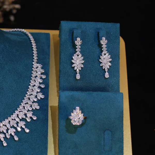 Romantic Cubic Zirconia Leaf Design Bridal Necklace Earring Water Drop 4PCS Jewelry Sets - Image 12