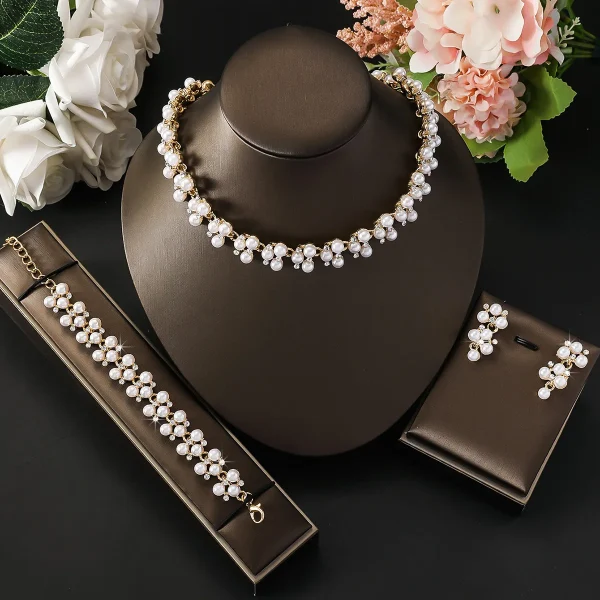 Romantic Simple Imitation Pearl Rhinestone Necklace Earrings Jewelry Set - Image 2
