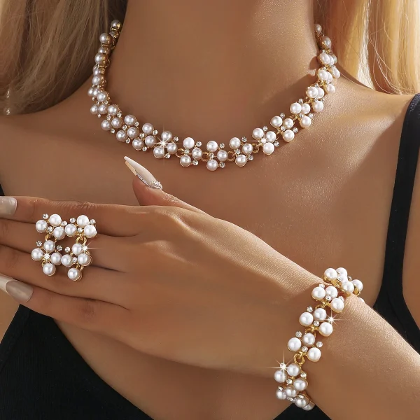 Romantic Simple Imitation Pearl Rhinestone Necklace Earrings Jewelry Set