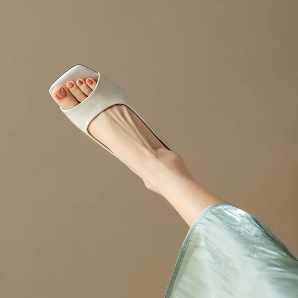 Simple Rear Back Strap Empty Fish Mouth High Heels Sandals - Image 5