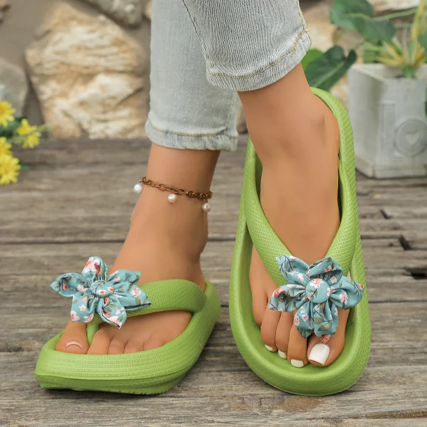 Sweet Comfort Soft Petal Flower Pattern Flip-Flop Beach Style Daily Walking Slippers - Image 5