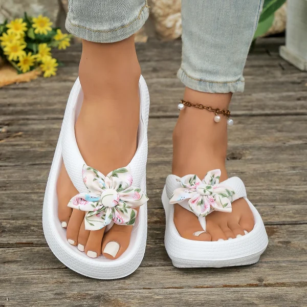 Sweet Comfort Soft Petal Flower Pattern Flip-Flop Beach Style Daily Walking Slippers - Image 13