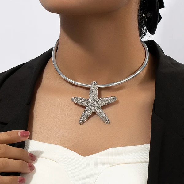 Trendy Designer Zinc Alloy Chokers Holiday Accessories Metal Tube Star Pendant Necklace - Image 2