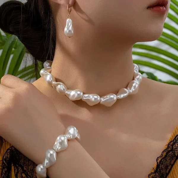Trendy Iron Alloy Round Shape Chain Pearl Necklace Bracelet Earrings Jewelry Set