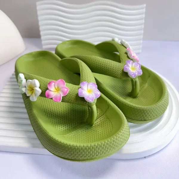Versatile Soft Colorful Egg Flower Beach Style Outdoor Flip-Flops Slippers - Image 13