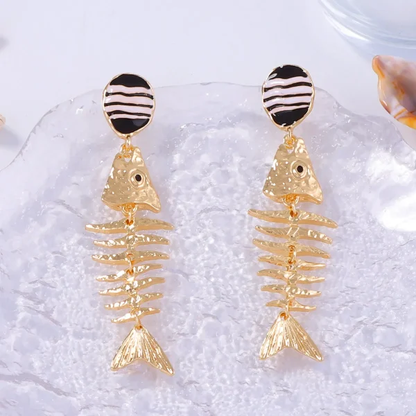 Vintage Animal Shape Metal Fishbone Shaped Beach Party Drop Earrings - Image 3