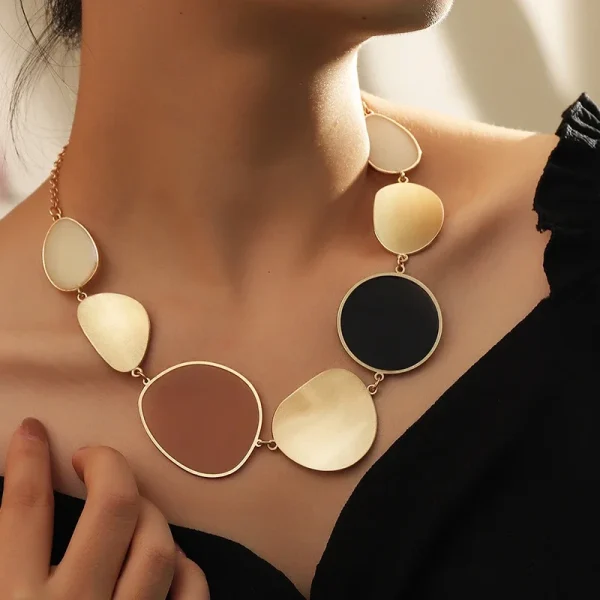 Vintage Big Round Wafer Dangle Statement Boho Metal Disc Pendant Choker Necklace - Image 2