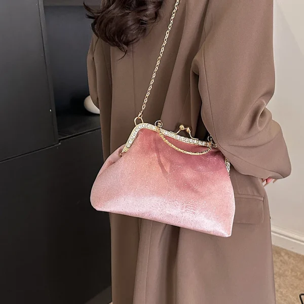Vintage Designer With Chain Bags Lock Shell Clip Retro Evening Handbags - Image 29