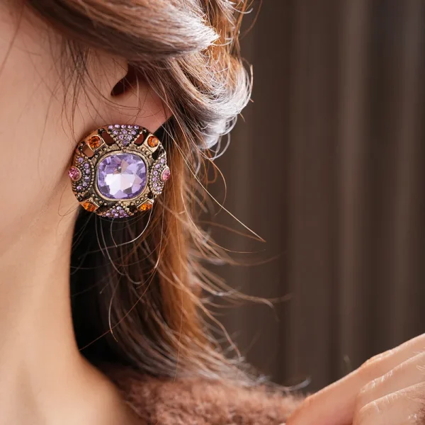 Vintage Light Square Retro High Quality Inlaid Rhinestone Copper Alloy Stud Earrings - Image 2