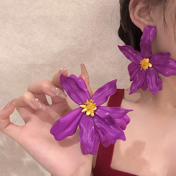 Vintage Metal Large Flowers Exaggerated Personality Trendy Holiday Jewelry Earrings - Image 3