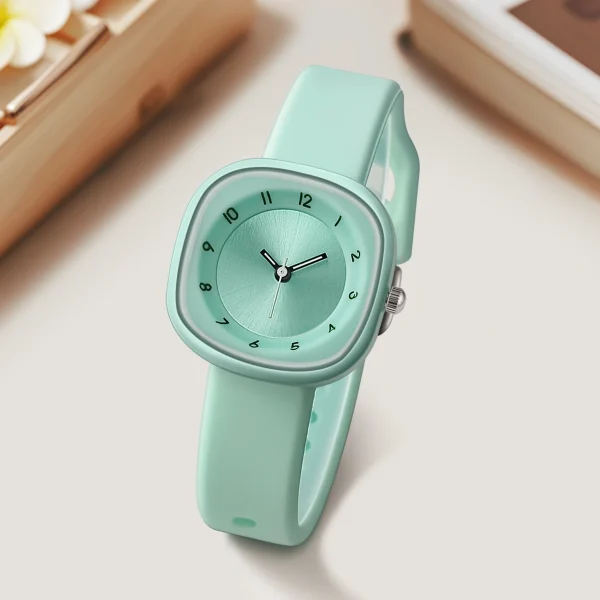 Casual Alloy Simple Irregular Shape Sport Band Silicone Watch Quartz Wristwatch - Image 5