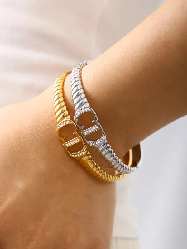 Classic Charm High-Level Sense Of Stainless Steel 18K Gold-Plated Diamonds Spiral Letters Bracelet