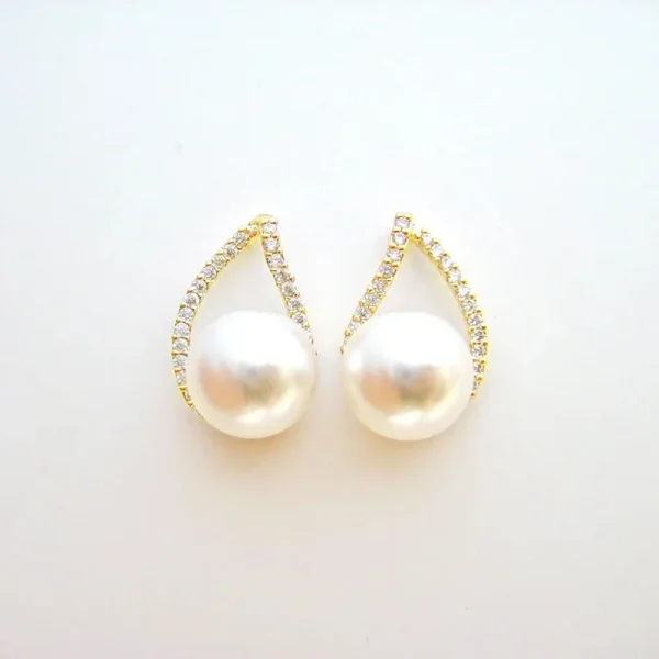 Classic Geometric Teardrop Shaped With Simulated Pearl Temperament Stud Earrings - Image 5