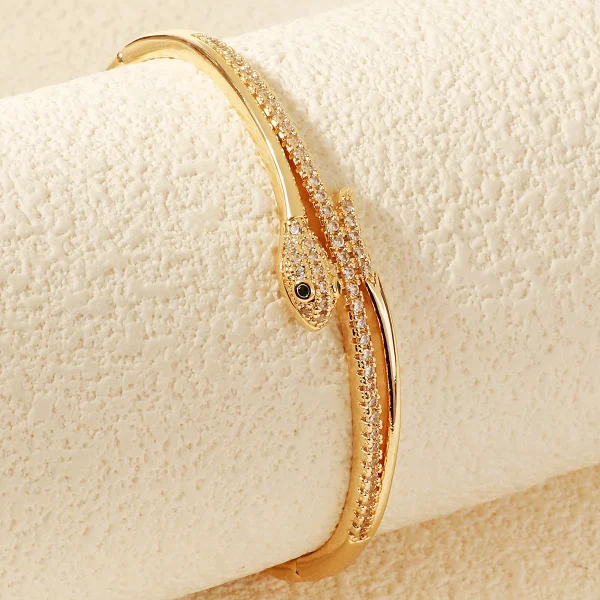 Animal Pattern Stainless Steel Zirconia Prong Setting Bracelet - Image 3