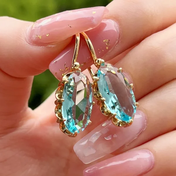 Classic Zircon Eight-Prong Tiktok Retro Fashion Palace Color Treasure Series Senior Ear Hook Buckle Earrings