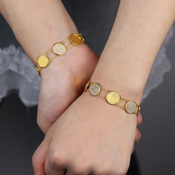 Classic Bling Popular Round Zircon Copper Cz Paved Heart Bracelet - Image 2