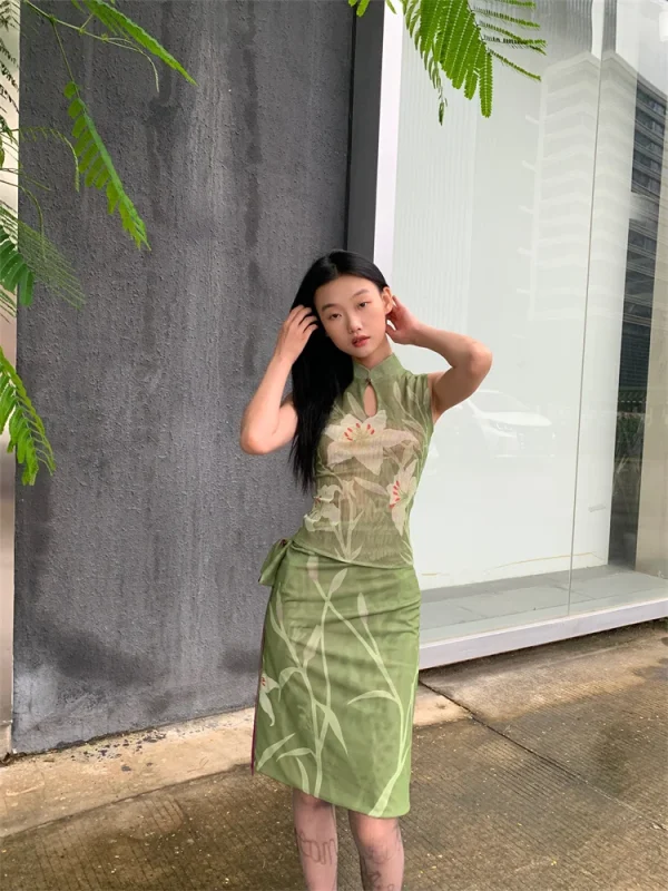 Elegant Floral Vintage Stand Collar Top And Skirt Two Piece Set - Image 2