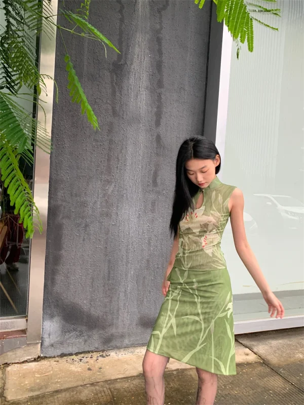 Elegant Floral Vintage Stand Collar Top And Skirt Two Piece Set - Image 3