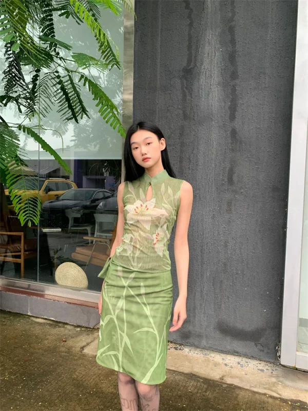 Elegant Floral Vintage Stand Collar Top And Skirt Two Piece Set - Image 4