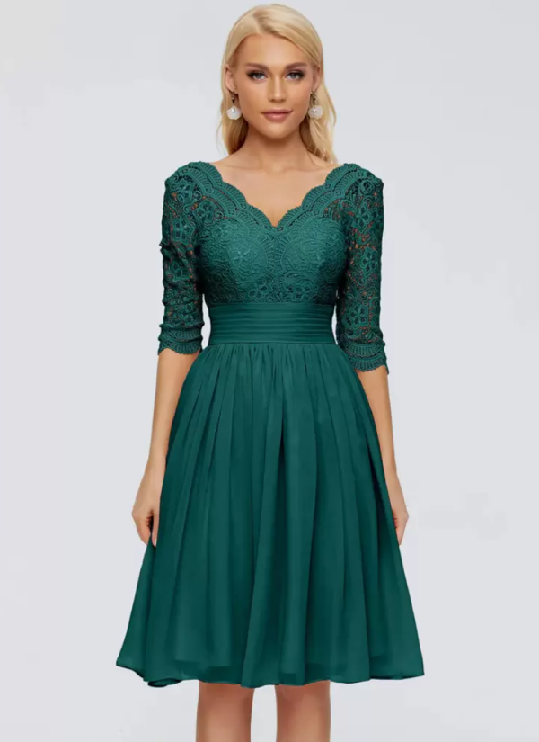Erotic V-Neck Half Sleeves Short Lace Knee-Length Wedding Guest Dresses - Image 5