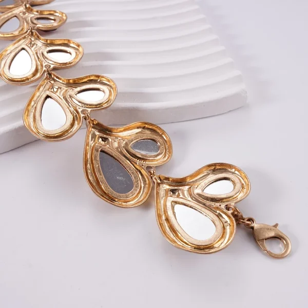 European Exaggerated Heart-shaped Banquet Stainless Steel Colored Necklace - Image 4