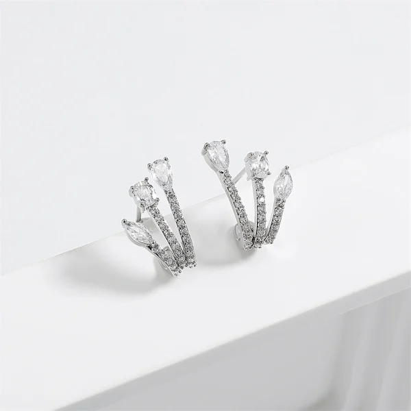 Exquisite Shiny Heart Trendy Copper Zircon Push-Back Stud Earrings - Image 4