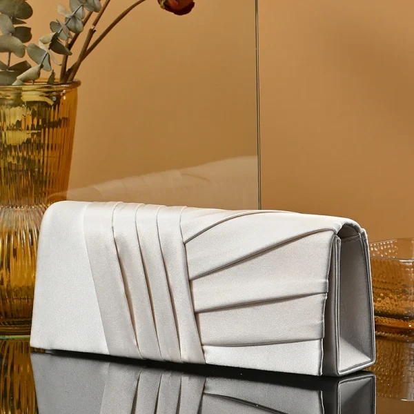 Luxurious Chain Purse Handbags Wallets Classic Bridal Evening Shoulder Clutch Bag  - Image 3