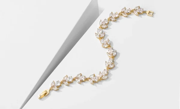 Luxury AAA Cubic Zirconia High Quality Leaf Charm Bracelet Bangles - Image 3