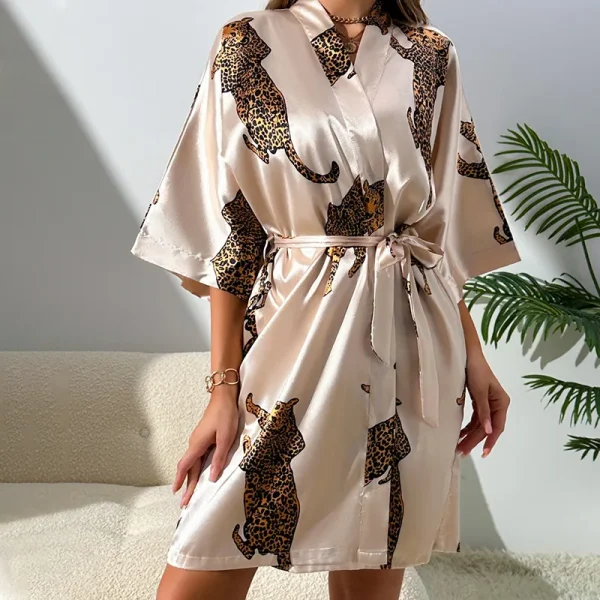 Luxury Cartoon Print Bathrobe Smooth Soft Half Sleeve Nightgowns - Image 2
