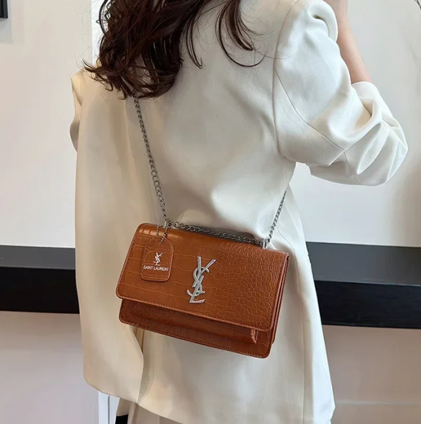 Luxury Chain Small Square High Quality Flip Shoulder Bag - Image 3