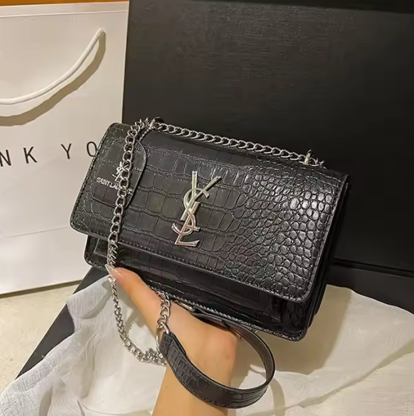 Luxury Chain Small Square High Quality Flip Shoulder Bag - Image 5