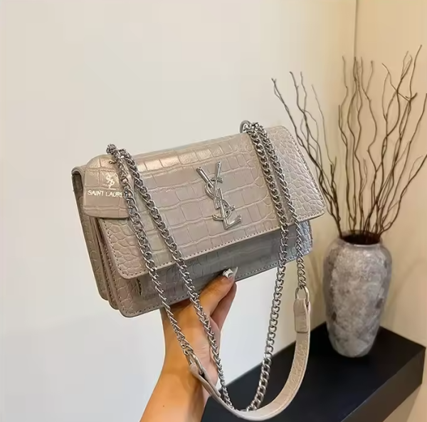 Luxury Chain Small Square High Quality Flip Shoulder Bag - Image 7