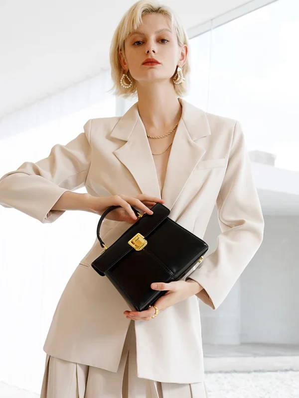 Luxury Genuine Leather Branded Fashionable and Versatile Scarf Decor With Crossbody Handbag  - Image 4