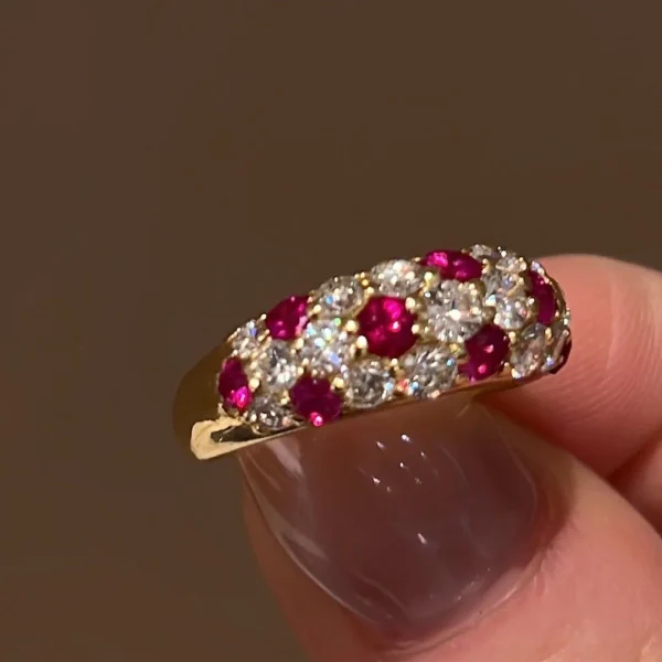 Luxury Geometric Ruby Shining  Silver 925 Diamond Full Circle Engagement Rings  - Image 2