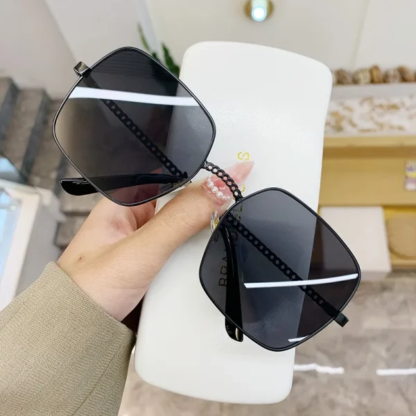Luxury Metal Oversize Sun ClassicNew Fashion Big Frame Sunglasses - Image 2