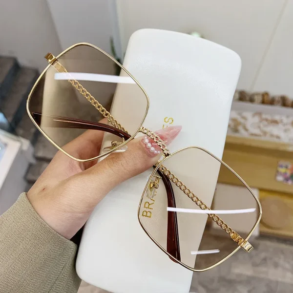Luxury Metal Oversize Sun ClassicNew Fashion Big Frame Sunglasses - Image 3