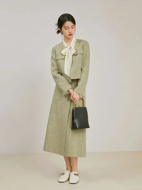 Style Retro V-Neck Short Blazer And Irregular Long Skirts Suit - Image 2