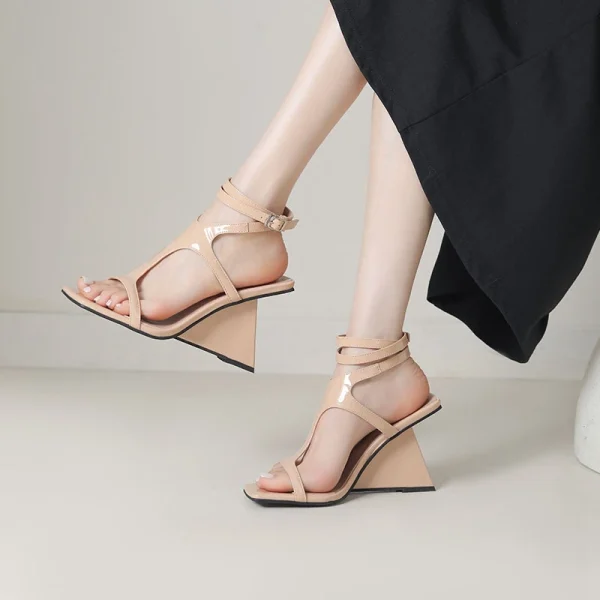 Cross-Strap Buckle Strap Toe Buckle Strap Round High Heels Sandal - Image 2