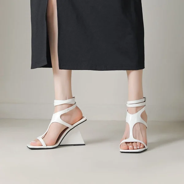 Cross-Strap Buckle Strap Toe Buckle Strap Round High Heels Sandal - Image 6