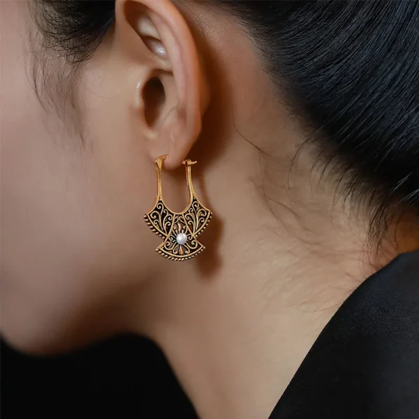 Trendy Hollow Geometric Pearl Creative Design Simple Ethnic Personality Party Drop Earrings - Image 2
