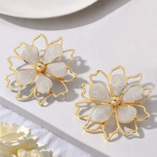 Trendy Iron Alloy Geometric Oil Drop Holiday Party Flower Stud Earrings - Image 2