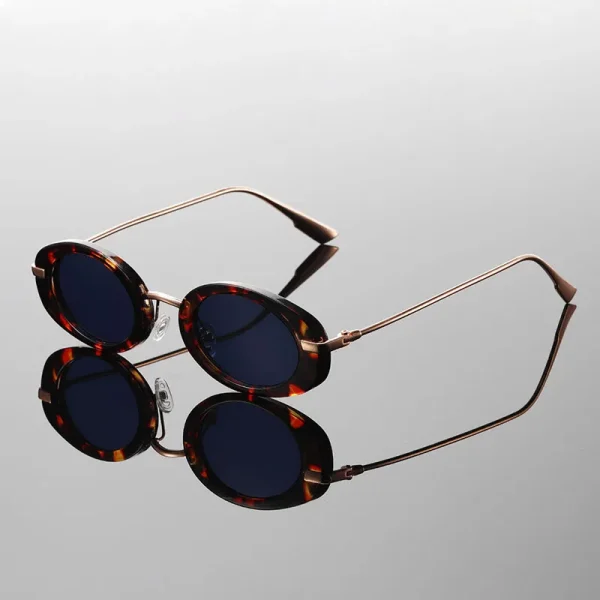 Trendy Retro Metal Round Shades Stylish Design Driving Anti UV Sunglasses - Image 4